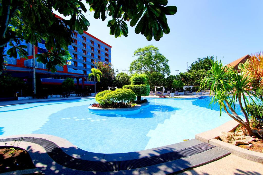 COCO BEACH HOTEL JOMTIEN (EX. JOMTIEN GARDEN) фото 2