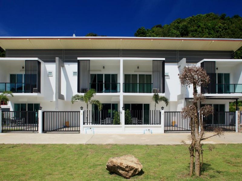 KATA HILL VIEW VILLA