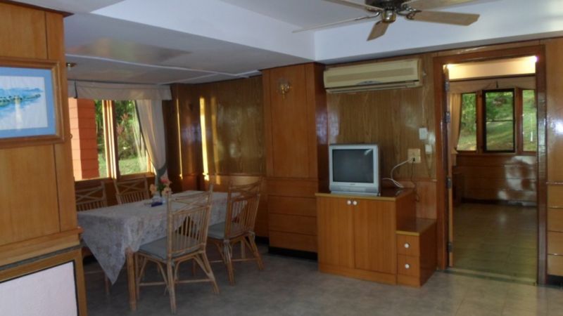 KOH CHANG BOAT CHALET фото 4