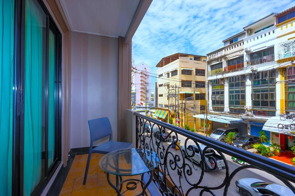 LAND ROYAL RESIDENCE фото 8