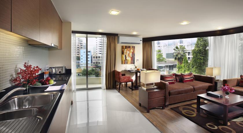 LOHAS SUITES SUKHUMBIT BY SUPERHOTEL фото 2
