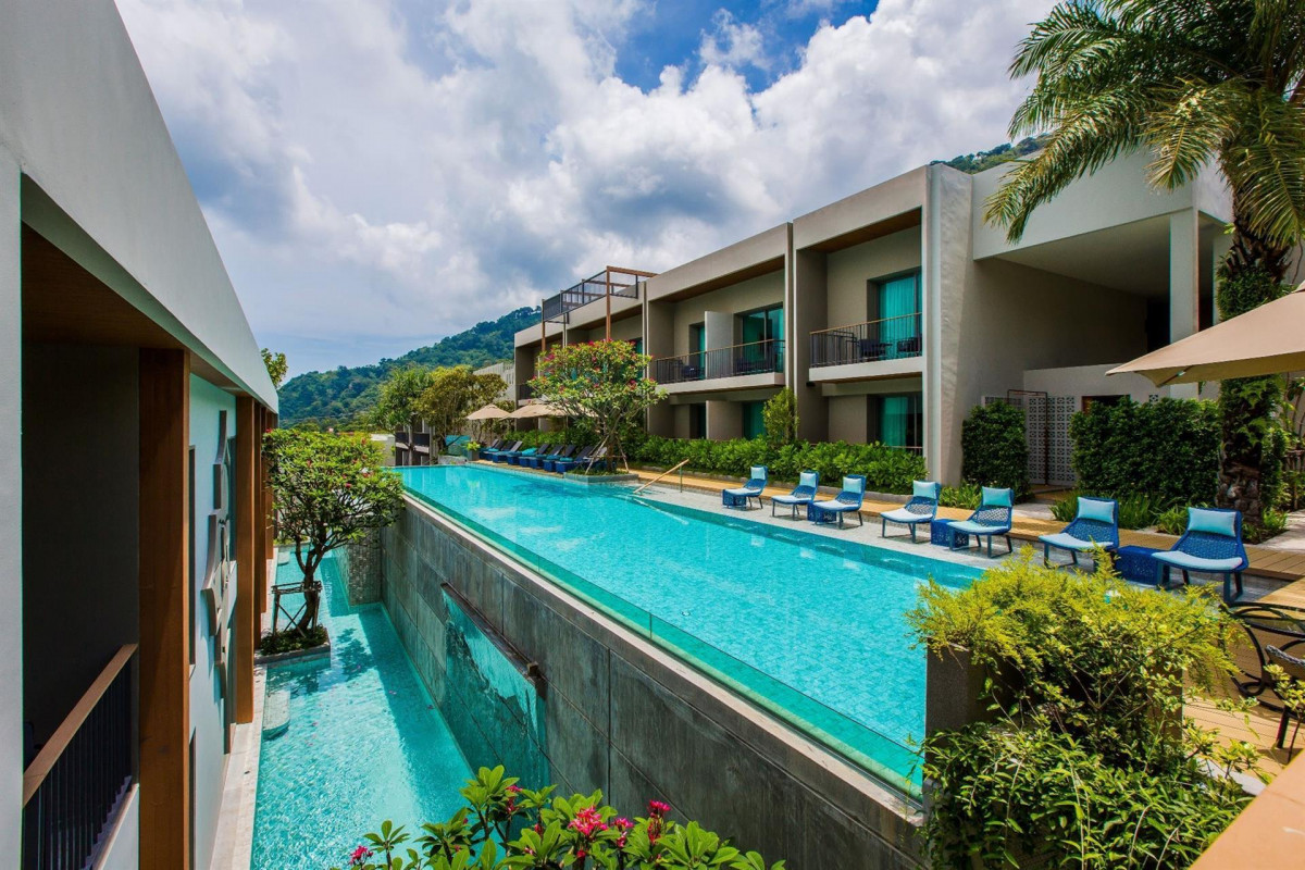 FUSION SUITES PHUKET PATONG (EX. MAI HOUSE PATONG HILL) фото 3