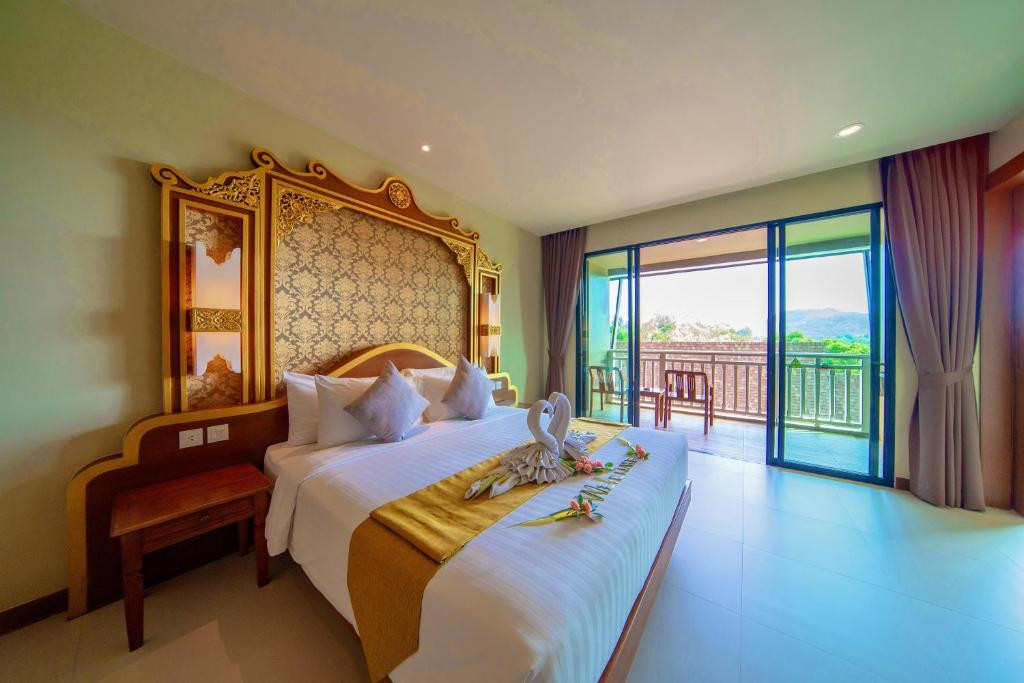 MAIKHAO PALM BEACH RESORT фото 3