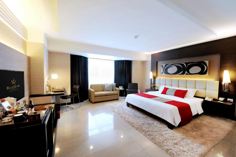 DOUBLETREE BY HILTON BANGKOK PLOENCHIT (EX. MAJESTIC GRANDE) фото 7