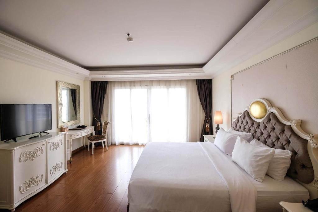 LK MIRACLE SUITE фото 6