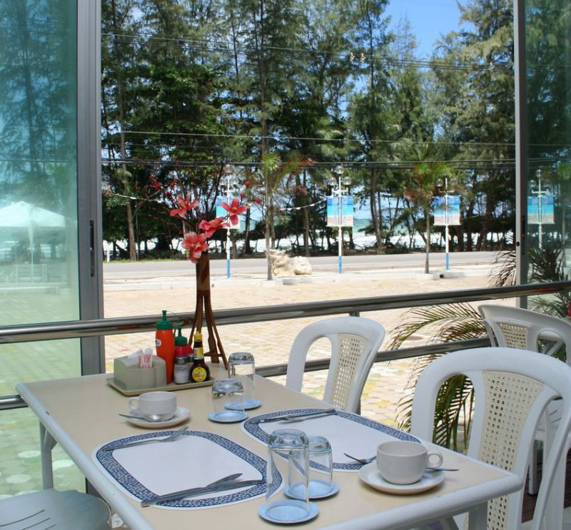 NICE BEACH HOTEL фото 8