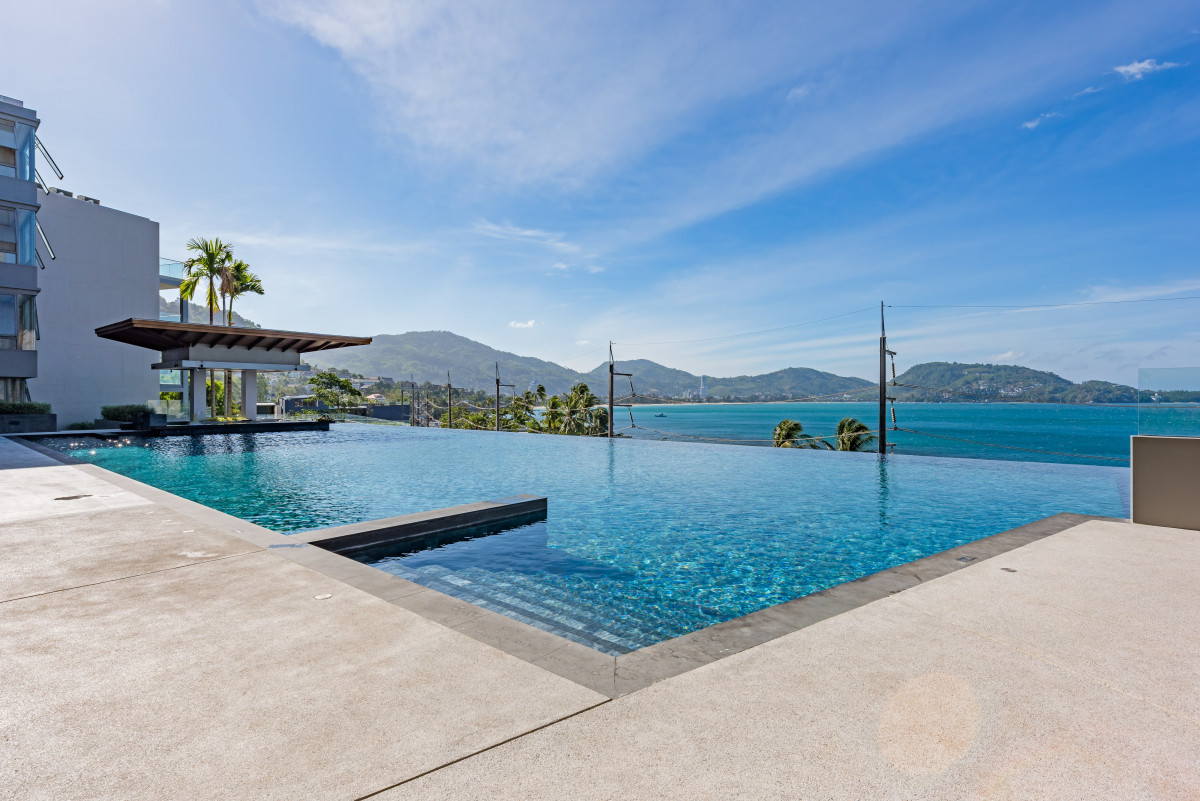 OCEANFRONT BEACH RESORT AND SPA фото 7