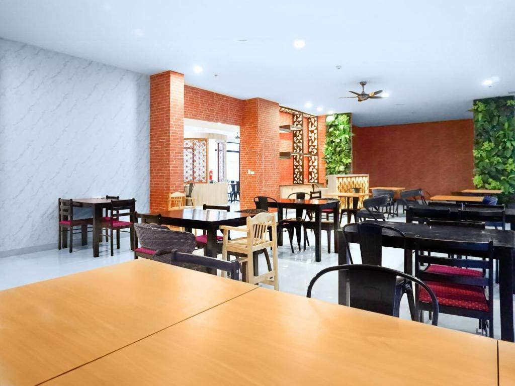 PHOENIX HOTEL KARON BEACH фото 5