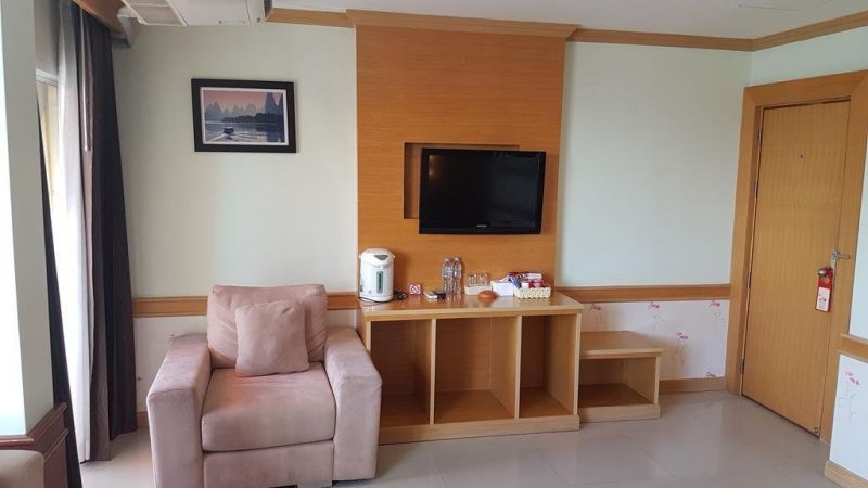 PATONG EYES фото 6