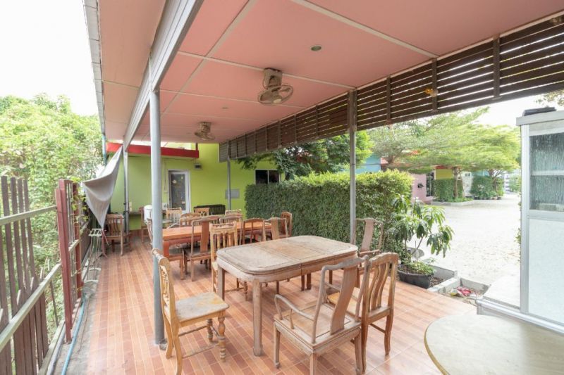OYO 644 PONG PAI HOUSE
