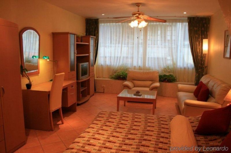 AQUARIUS GUESTHOUSE & SAUNA фото 3