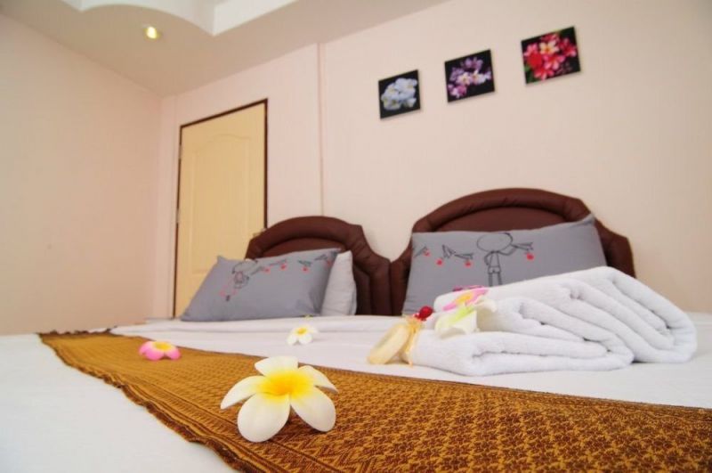 BED BY THA-PRA HOTEL AND APARTMENT фото 4