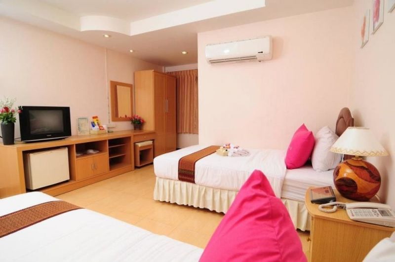 BED BY THA-PRA HOTEL AND APARTMENT фото 8