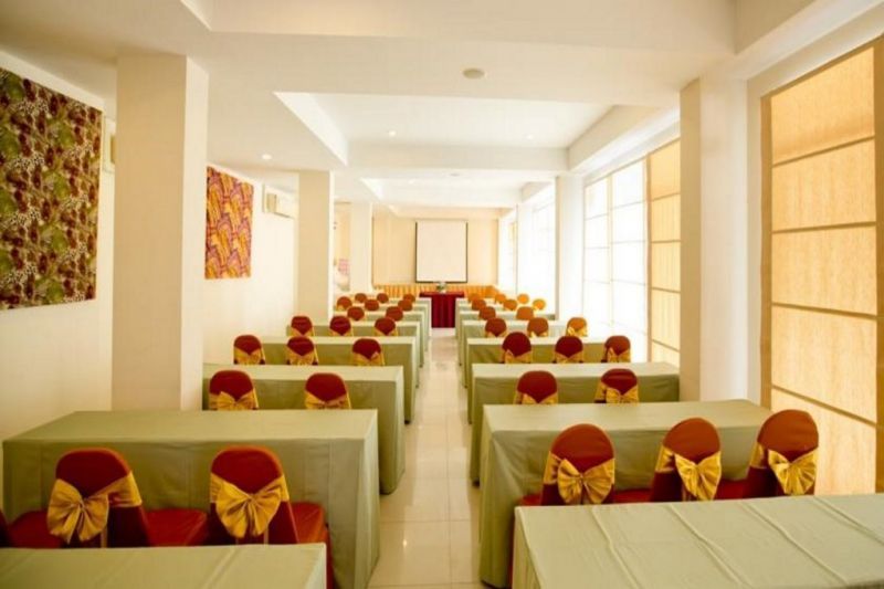 SINSUVARN AIRPORT SUITE фото 8