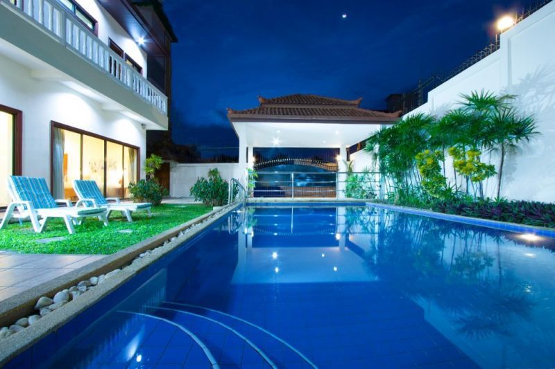 AVOCA POOL VILLAS