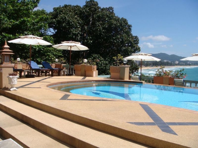 ON THE HILL KARON RESORT