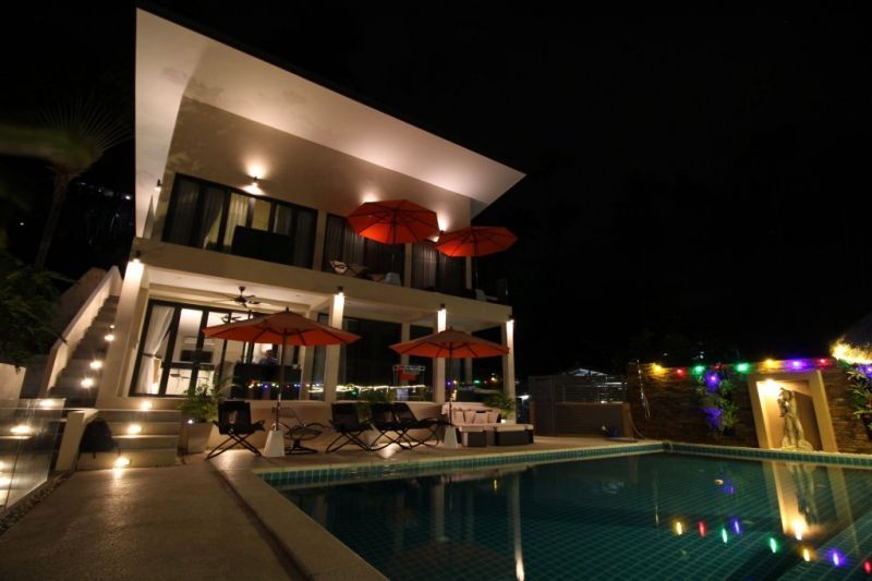 BAAN SEAVIEW HOLIDAY VILLAS.