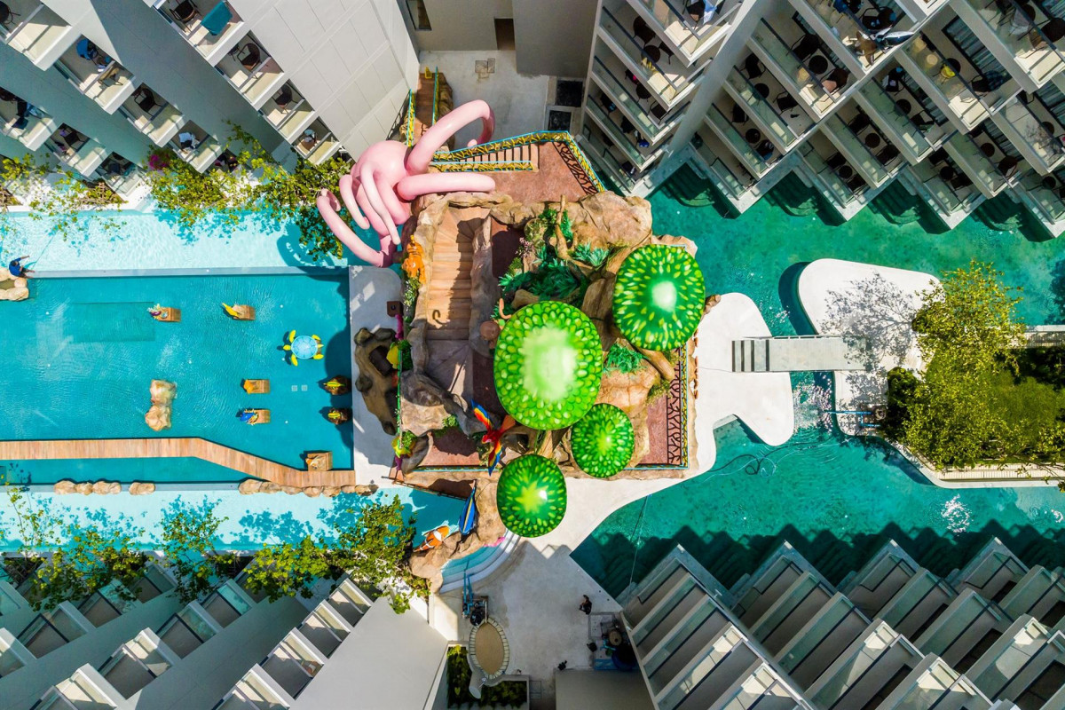 PHUKET EMERALD BEACH RESORT фото 2