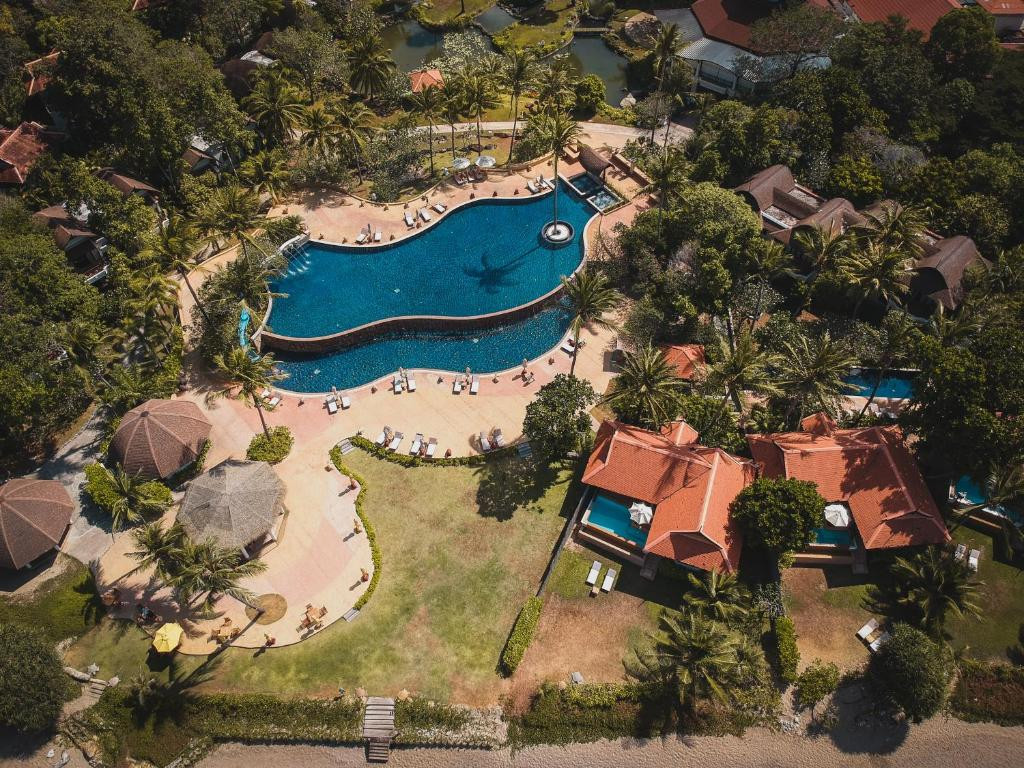 RAWI WARIN RESORT & SPA фото 3