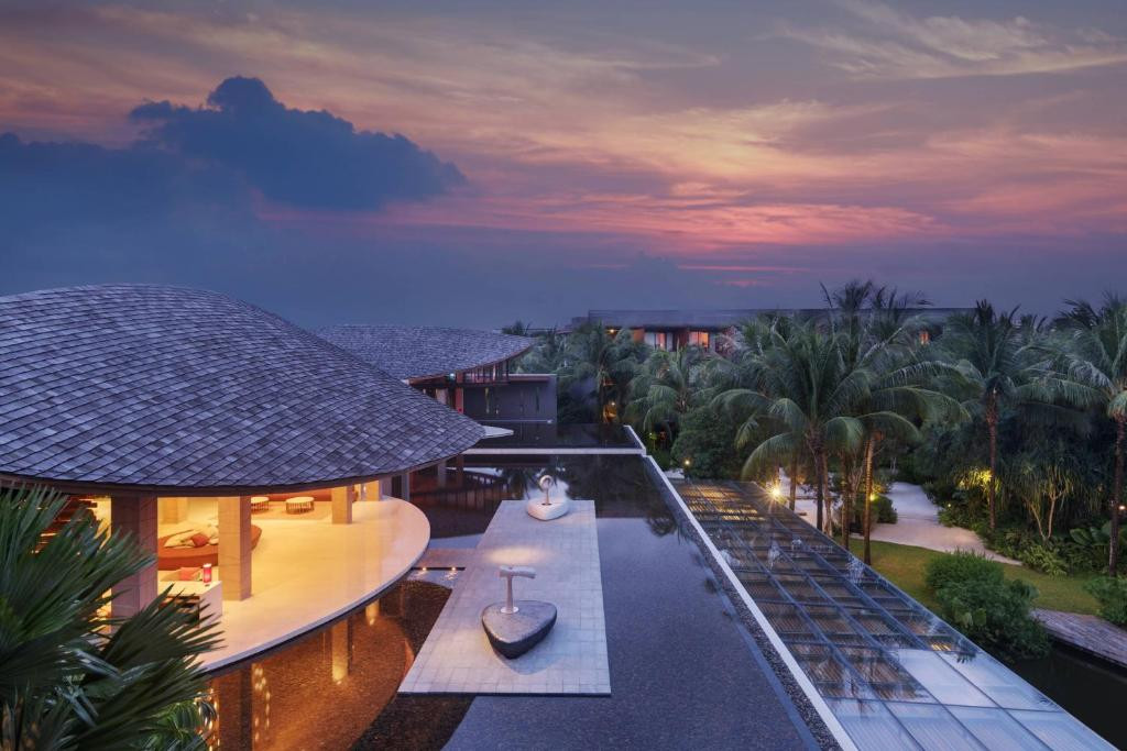 RENAISSANCE PHUKET RESORT & SPA фото 6