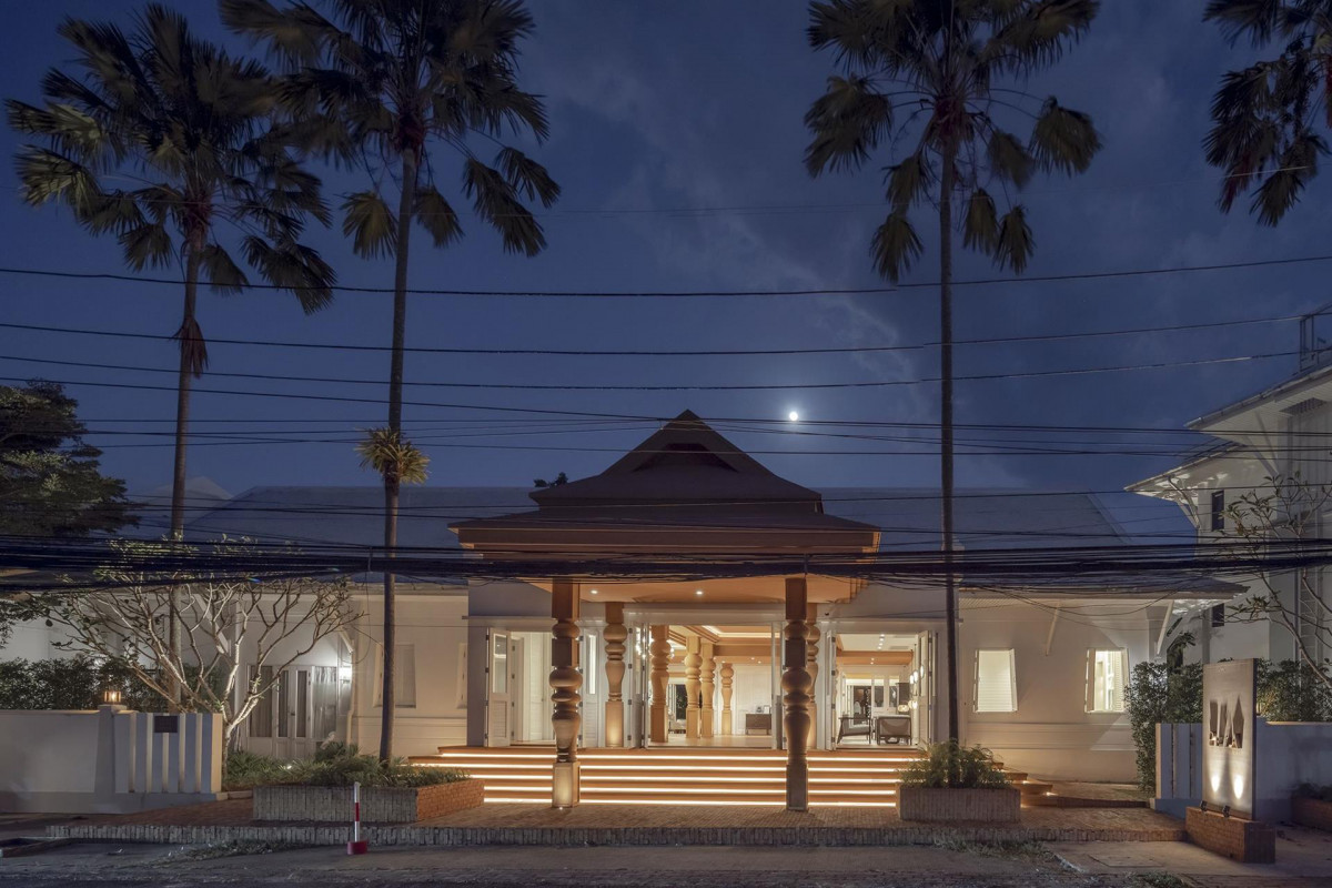 THE PE LA RESORT PHUKET (EX. ROYAL EMBASSY)