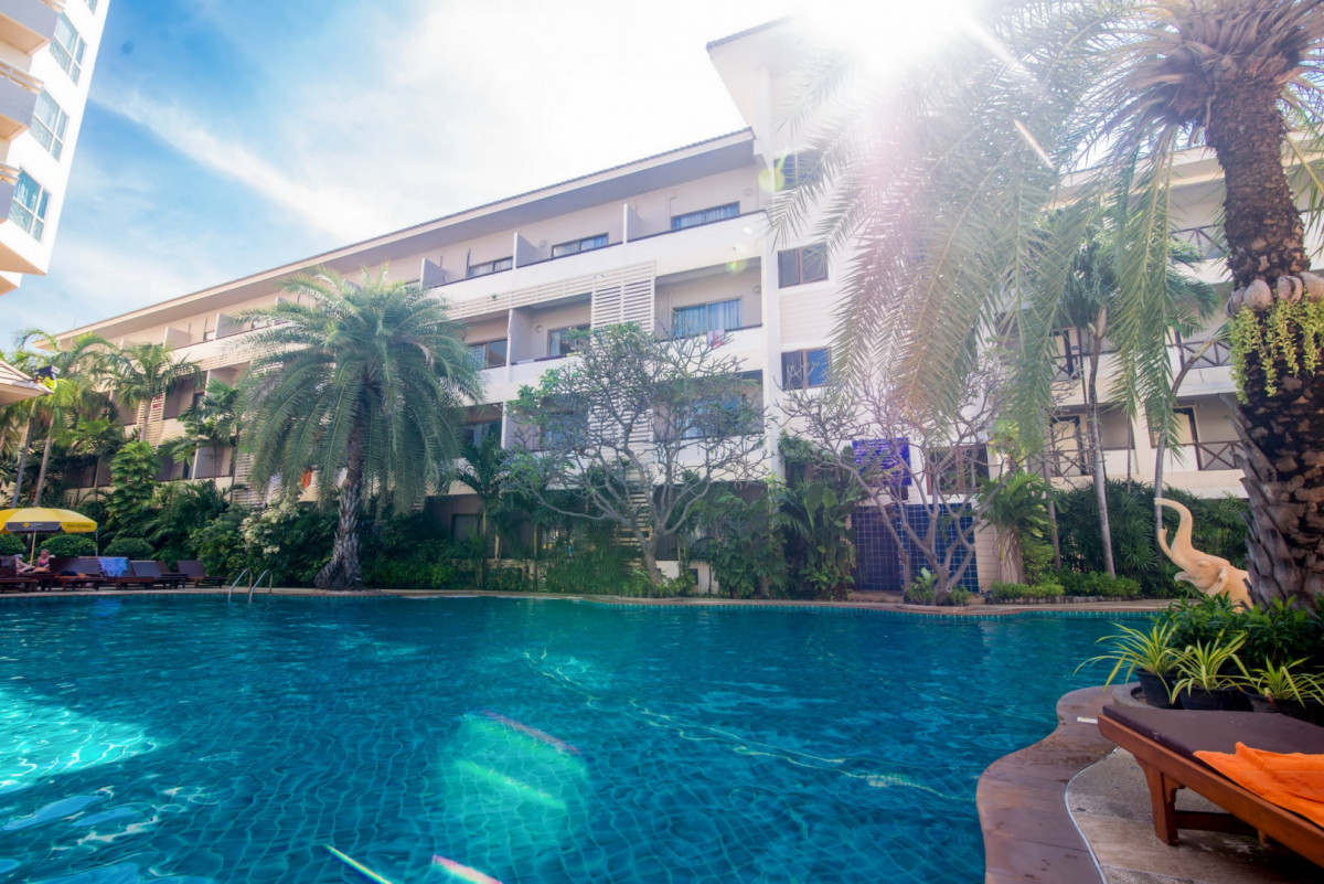 SEA BREEZE JOMTIEN RESORT фото 7