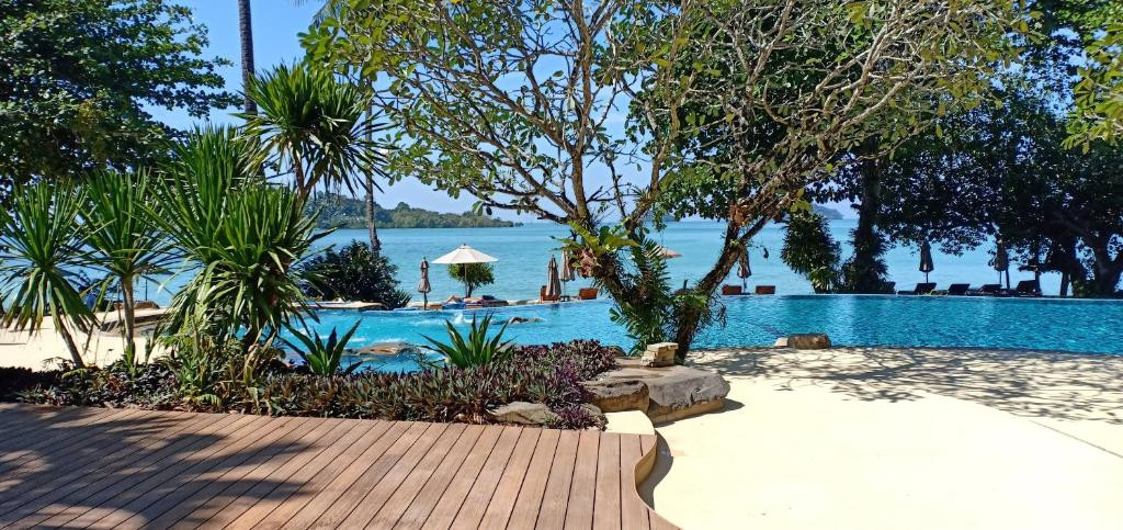 SYLVAN KOH CHANG (EX. SEA VIEW RESORT & SPA) фото 2