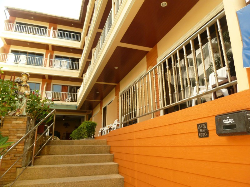 SEVEN SEAS HOTEL фото 2