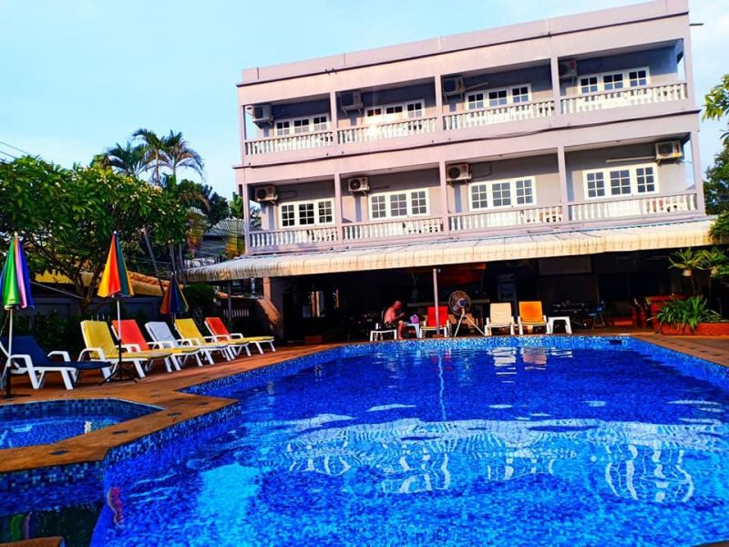 SOUTHERN STAR RESORT