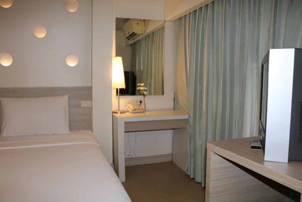 SUNSHINE HOTEL & RESIDENCE фото 5