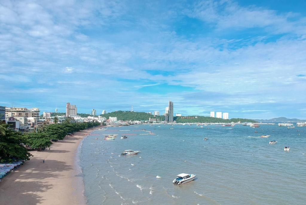 THE BAYVIEW PATTAYA (EX. SIAM BAYVIEW) фото 3