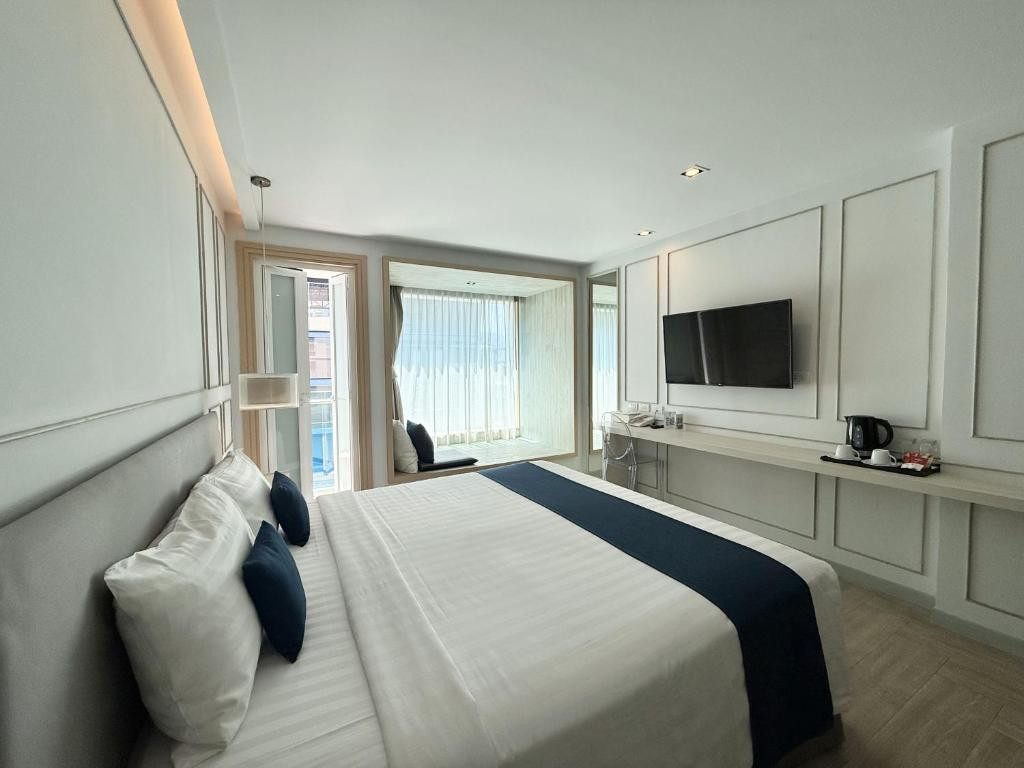 THE BLOC HOTEL фото 3