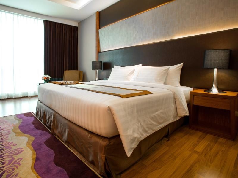 THE GRAND FOURWINGS CONVENTION HOTEL фото 2