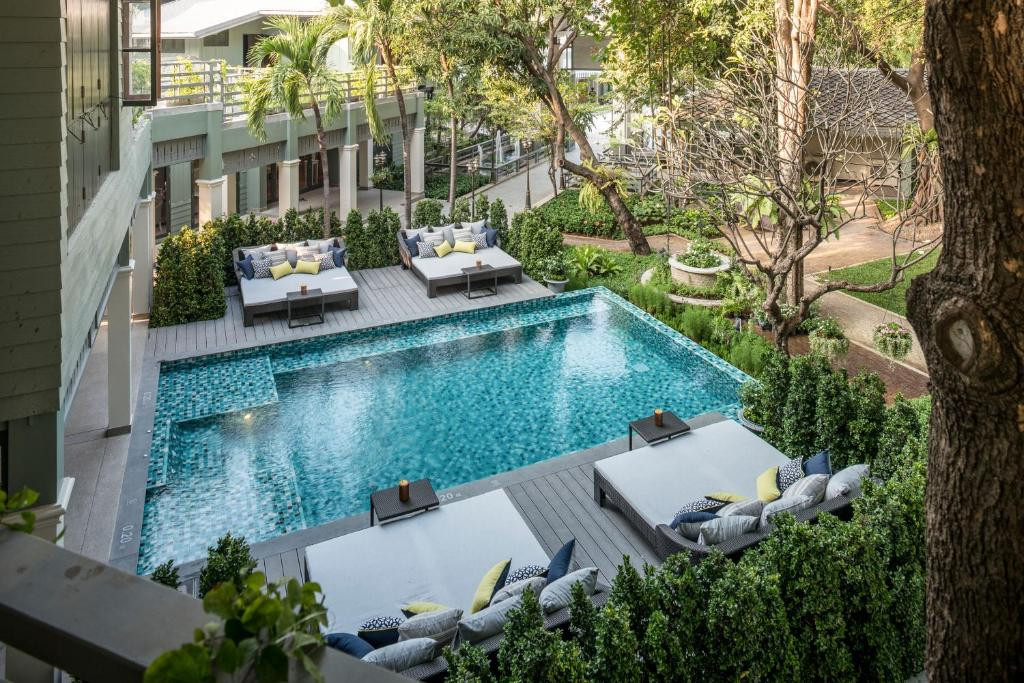 THE RAWEEKANLAYA HOTEL BANGKOK