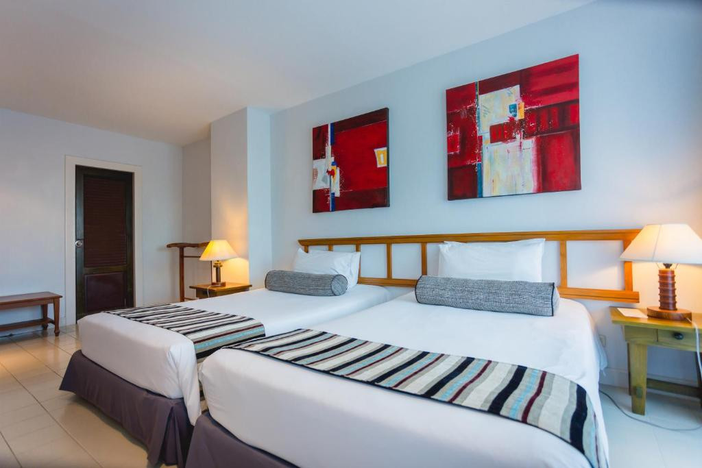 THE WATERFRONT SUITES BY CENTARA фото 2