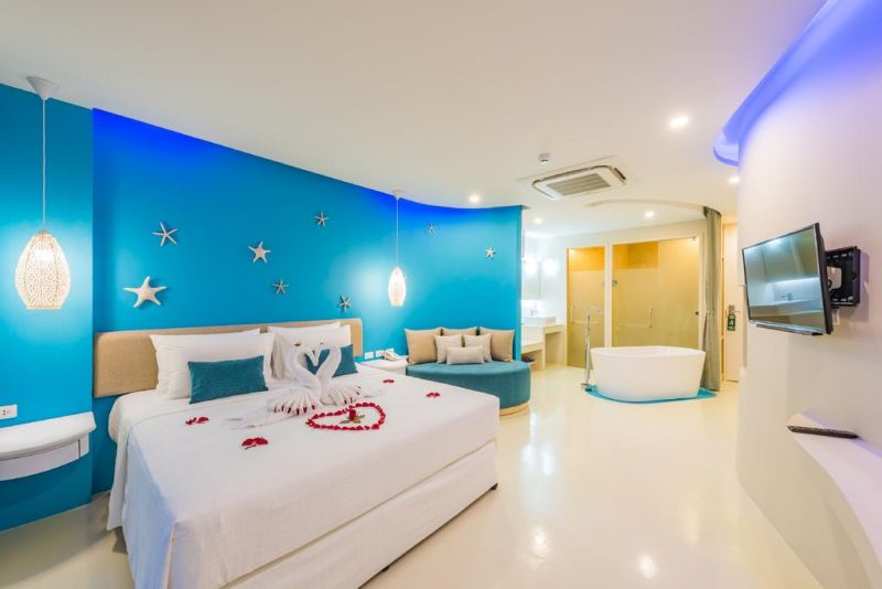 TIDE BEACHFRONT SIRAY PHUKET фото 3