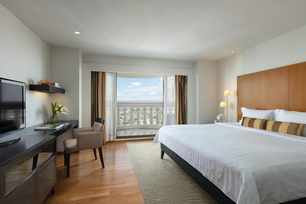 TOWER CLUB AT LEBUA фото 5