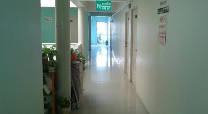 WE TRAIN HOTEL DON MUANG фото 4