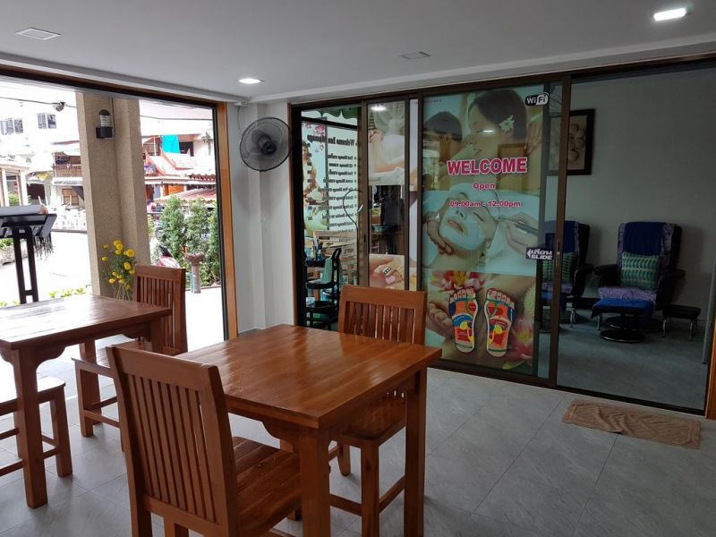 WELCOME INN ON KARON BEACH фото 8