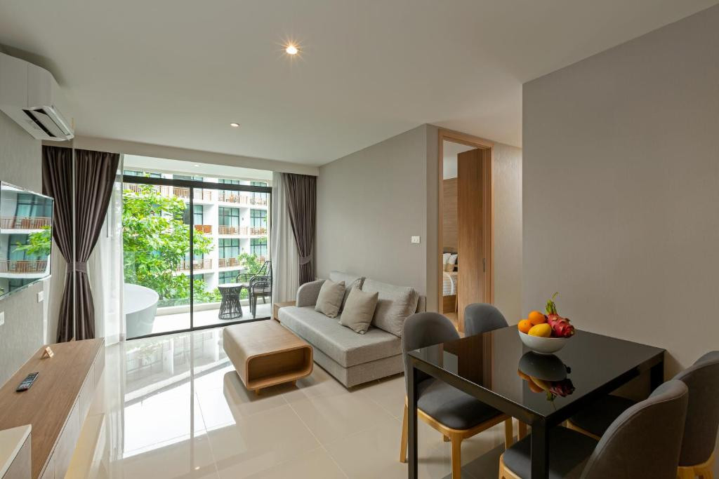 WYNDHAM GARDEN NAITHON PHUKET фото 6