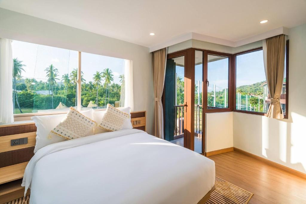 WYNDHAM GARDEN SAMUI WING фото 2