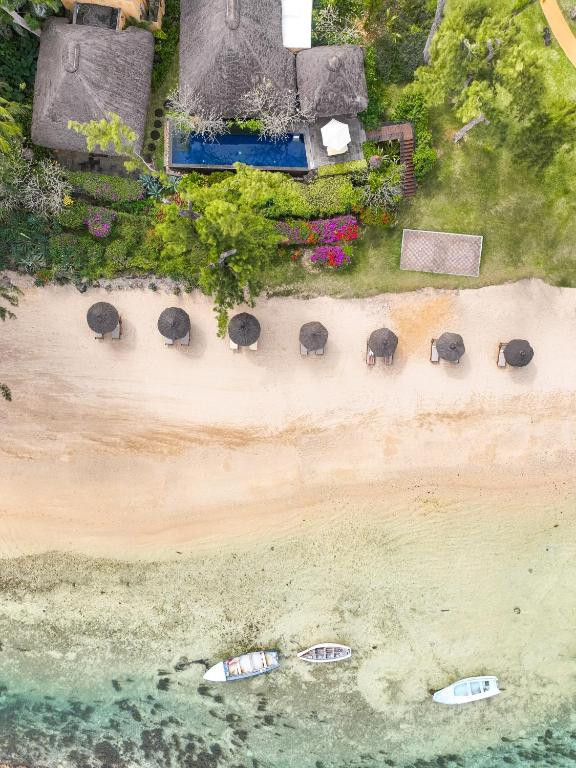THE OBEROI BEACH RESORT фото 2