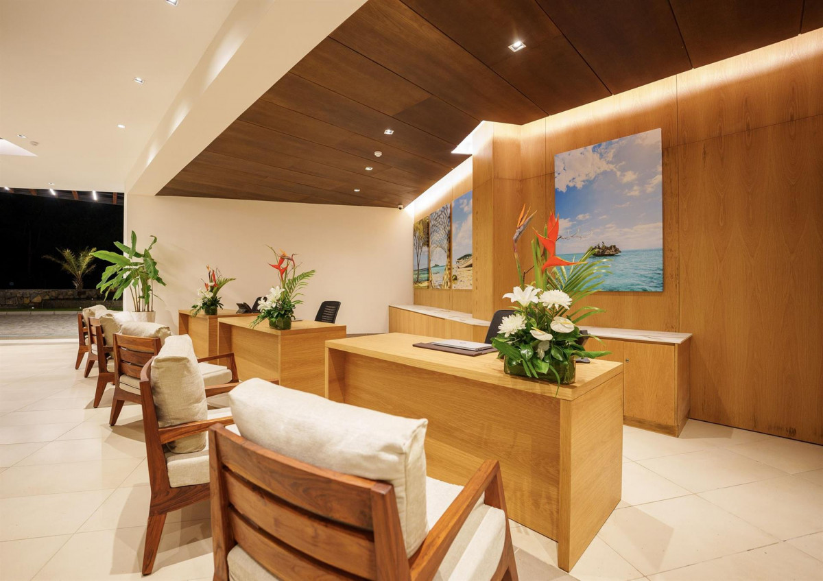 OCEANS CREEK BEACH HOTEL фото 4