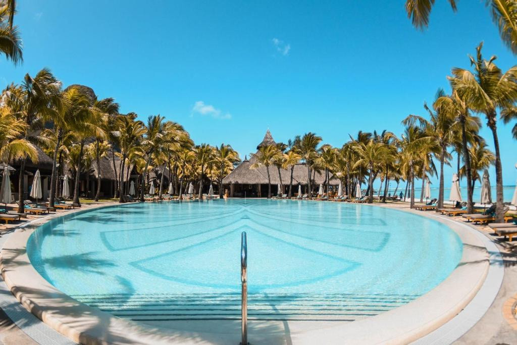 PARADIS BEACHCOMBER GOLF RESORT & SPA фото 4