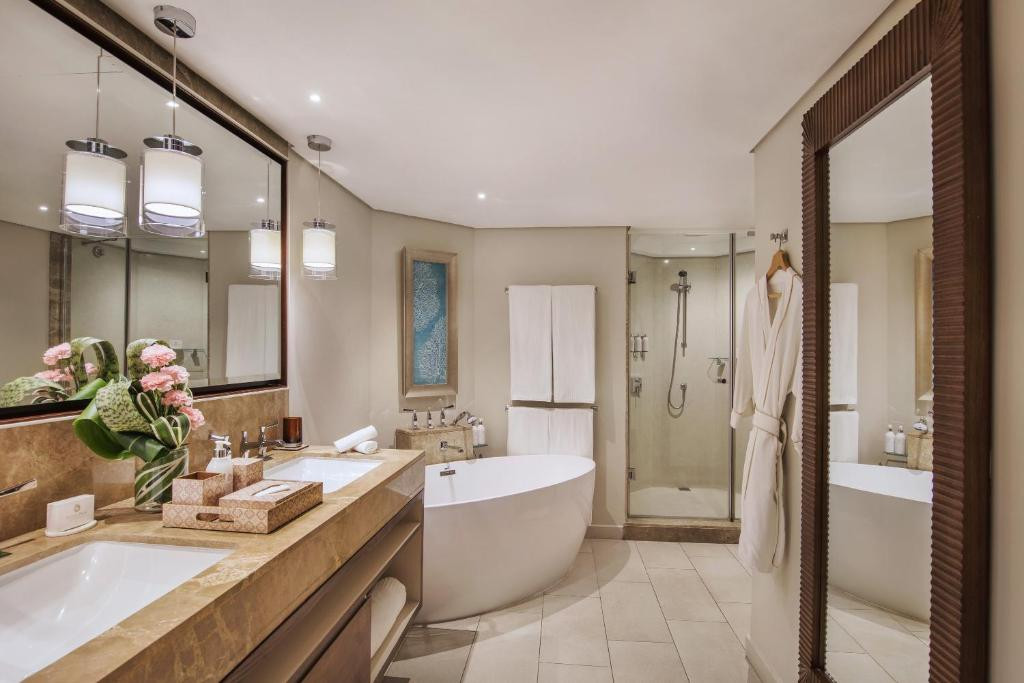 ROYAL PALM BEACHCOMBER LUXURY фото 4