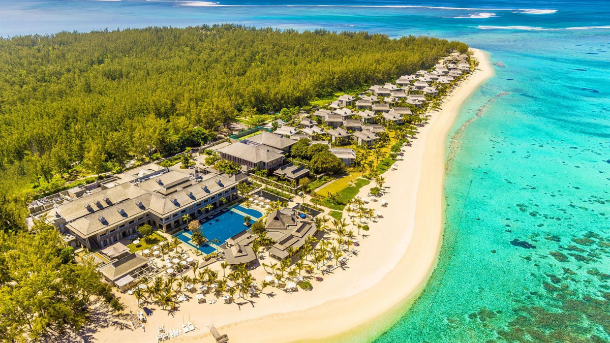THE ST. REGIS LE MORNE RESORT MAURITIUS (EX. JW MARRIOTT MAURITIUS RESORT)