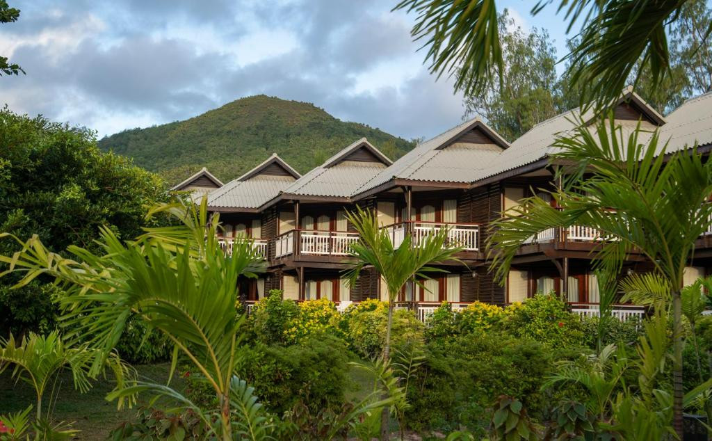 ACAJOU HOTEL