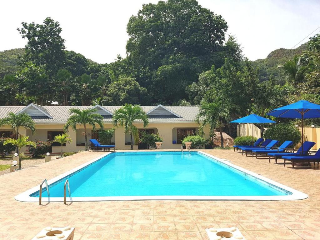 BRITANNIA HOTEL