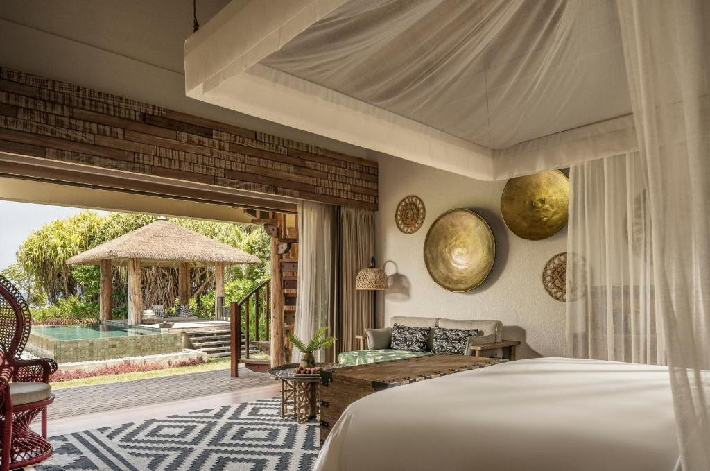 FOUR SEASONS RESORT SEYCHELLES AT DESROCHES ISLAND фото 3