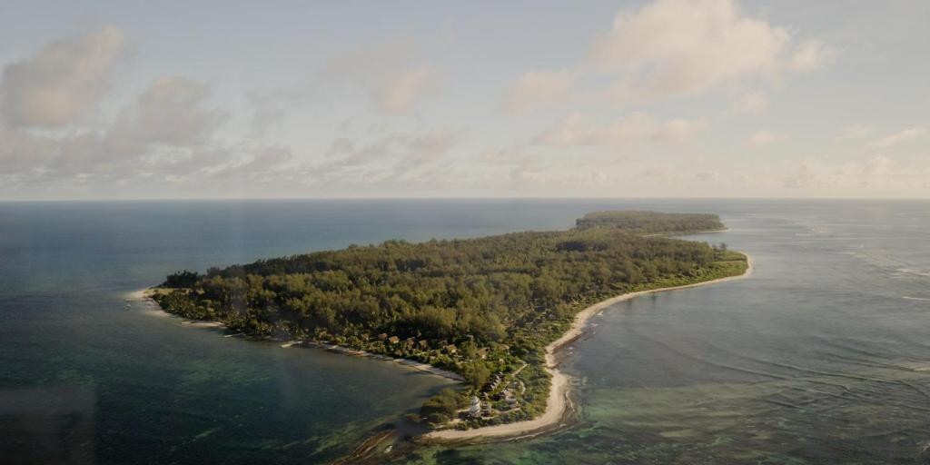 FOUR SEASONS RESORT SEYCHELLES AT DESROCHES ISLAND фото 5